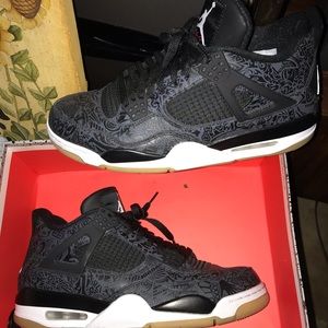 Retro Jordan 4 gum bottom size 10